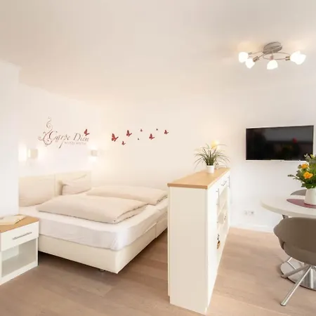 Viva La Vida Apartment *